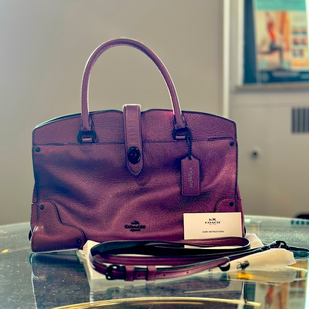 Coach Mercer Bag, like new! Slight slouching since there’s nothing in it